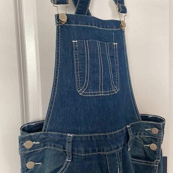 Overalls - Picture 4 of 13
